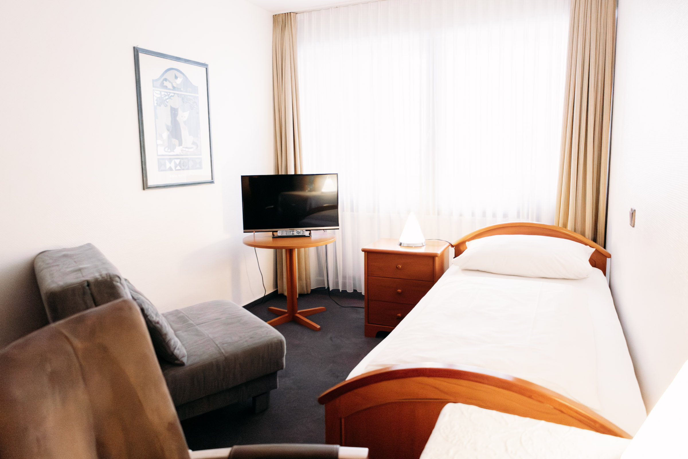 Familienzimmer im Hotel am Boltentor in Emden, geräumiges gemütliches Familienzimmer für bis zu zwei Erwachsene und zwei Kinder